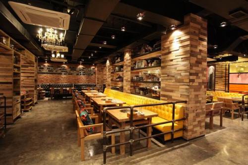 150㎡火鍋店，考慮復(fù)古風(fēng)